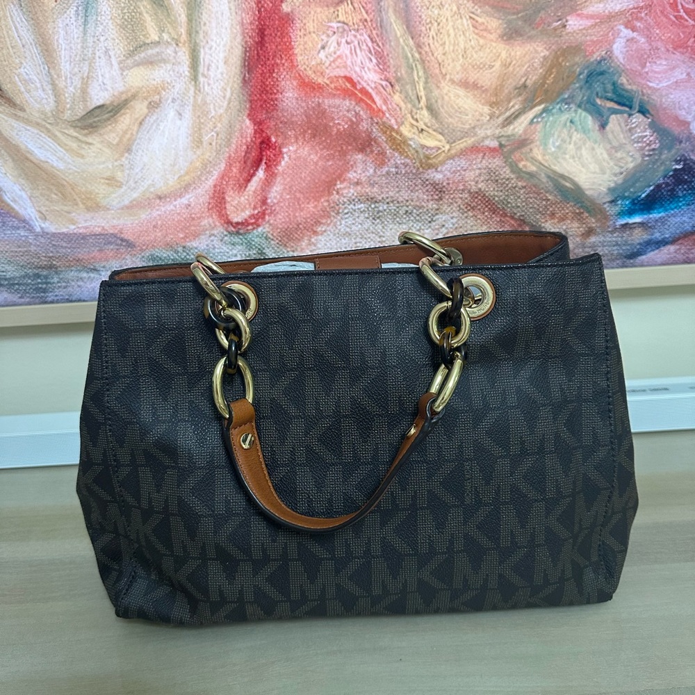 Michael Kors Cynthia Medium Satchel Shoulder Bag